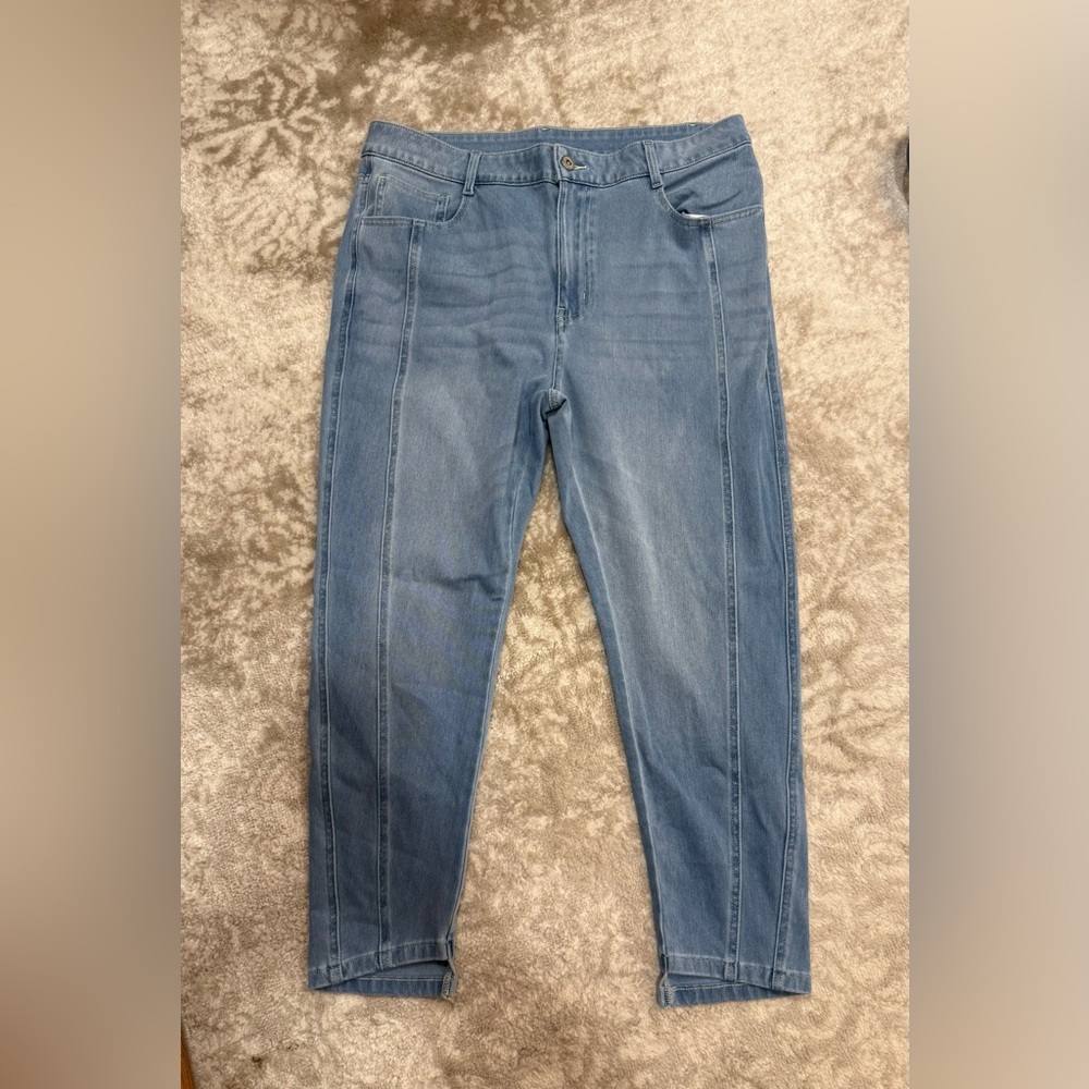 HALARA Light Blue Ankle Jeans